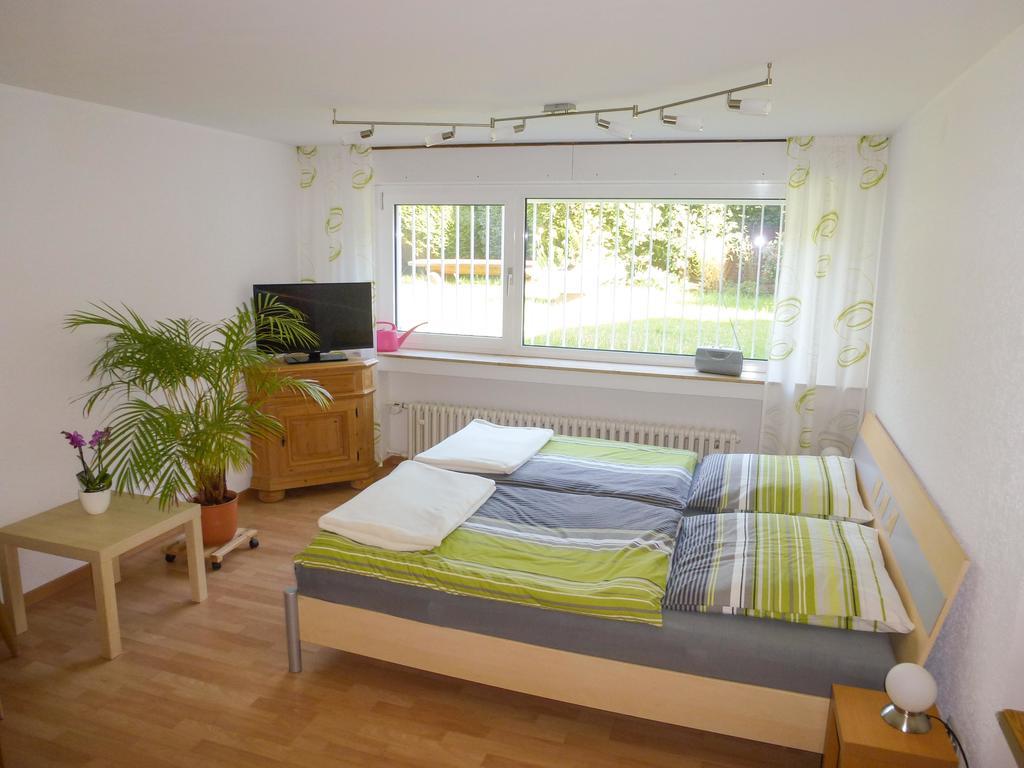 Gaestezimmer Mueller Neuss Camera foto